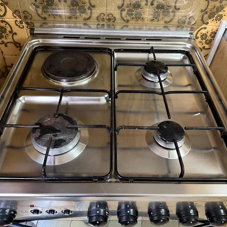 Alfama Duplex Near Fado Museum * Lisbona