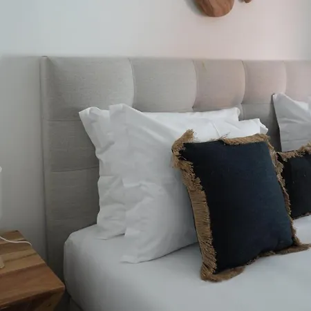 Alfama Duplex Near Fado Museum Апартаменты